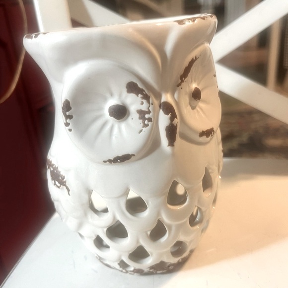 Porcelain White Owl Tea Light Wax Warmer - Picture 1 of 5